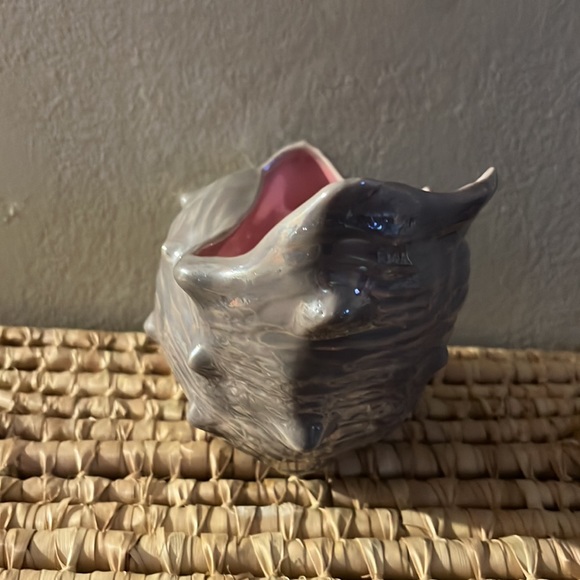 Vintage Ceramic Seashell Planter - Picture 4 of 9